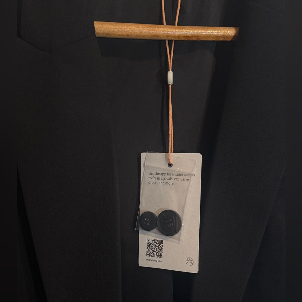 Quince Black Italian Wool Long Blazer, Size L - Picture 8 of 9